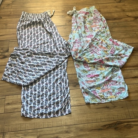 Lot of 2 Cacique Lounge Pants Paisley Print City View Print Women’s size 26/28 - Picture 12 of 12